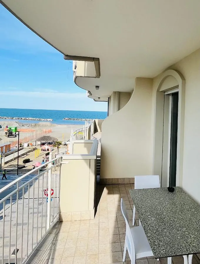 Residence Frontemare Ρίμινι Ξενοδοχείο με διαμερίσματα