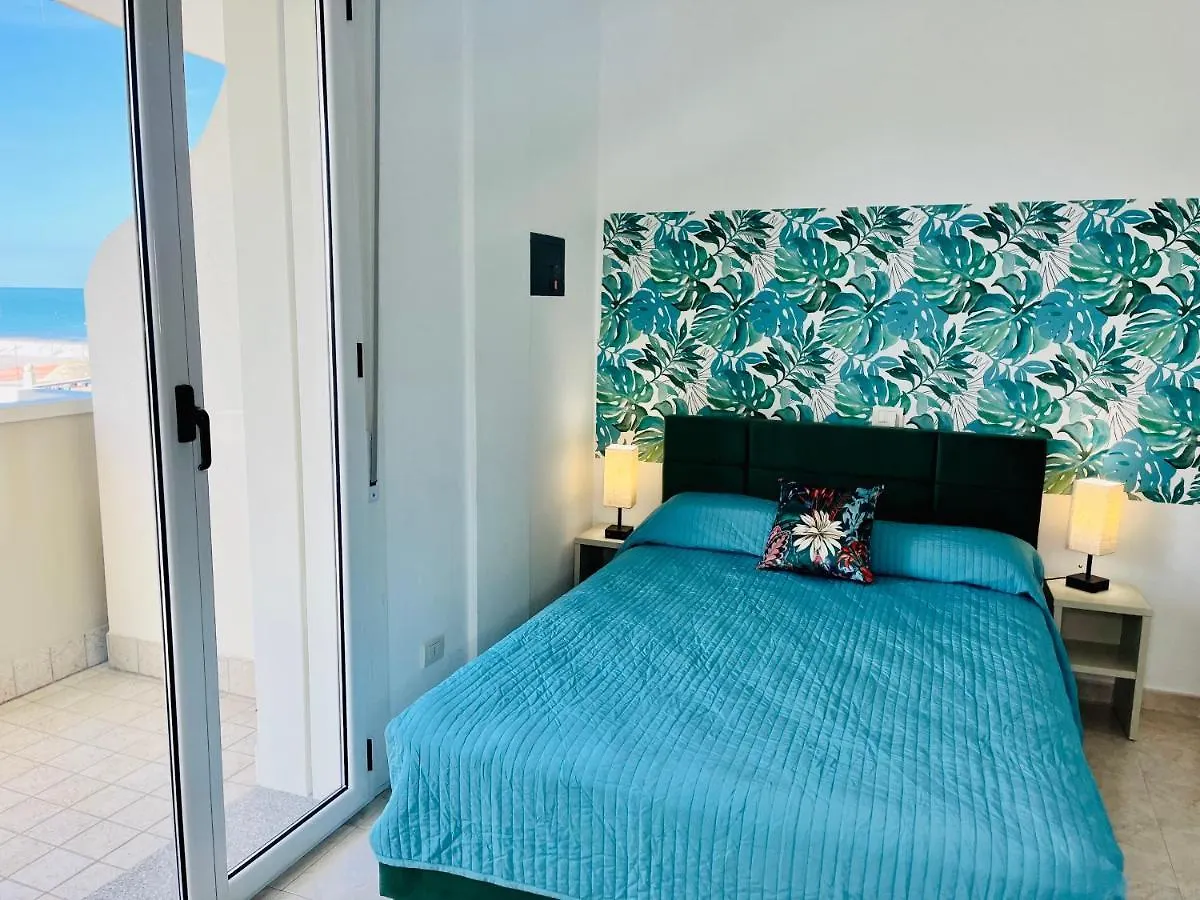 ** Ξενοδοχείο με διαμερίσματα Residence Frontemare Ρίμινι Ιταλία
