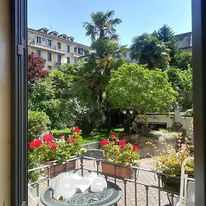 Hotel Charly ***