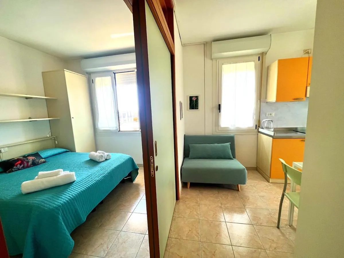 ** Апарт-отель Residence Frontemare Римини Италия